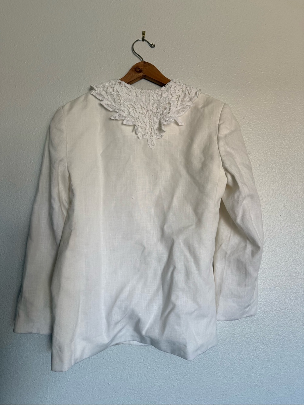 Vintage White Linen & Lace Double Breasted Jacket - Picture 9 of 11